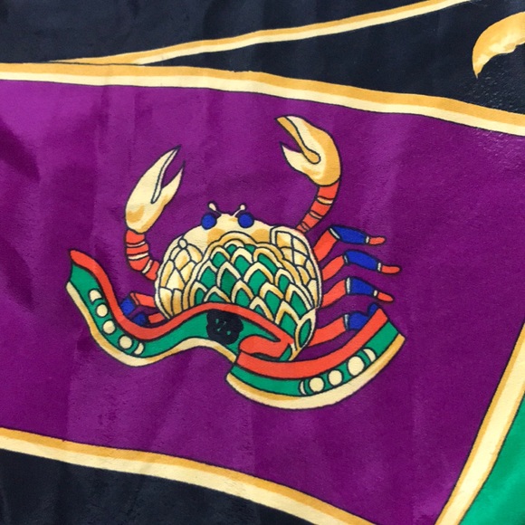 Versace Astrology Scarf Vintage & PERFECT! - Picture 5 of 8